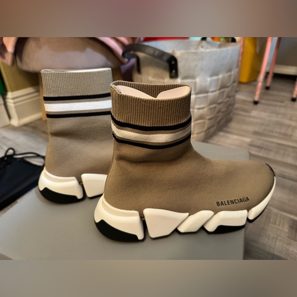 Authentic Balenciaga sock trainers - Picture 4 of 7